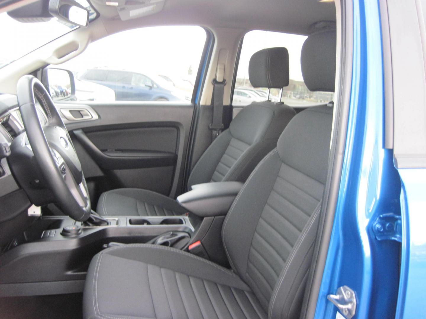 2022 blue /black Ford Ranger XLT super crew (1FTER4FH8NL) , automatic transmission, located at 9530 Old Seward Highway, Anchorage, AK, 99515, (907) 349-3343, 61.134140, -149.865570 - Photo#10